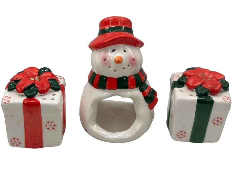 1990S Retro Red Green Christmas Presents Snowman Salt Pepper Shakers Napkin Ring